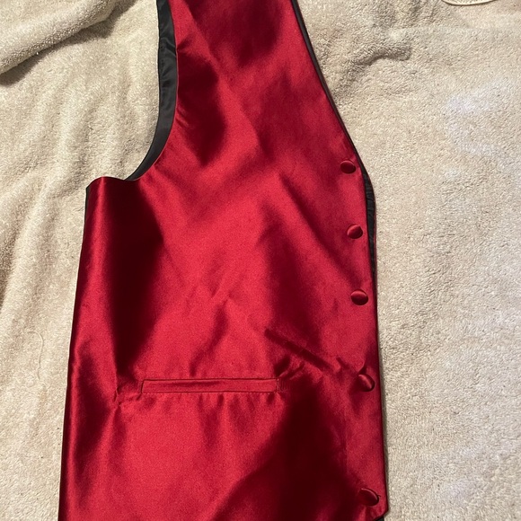 Red Pierre Cardin Men’s Vest Large - Picture 2 of 7